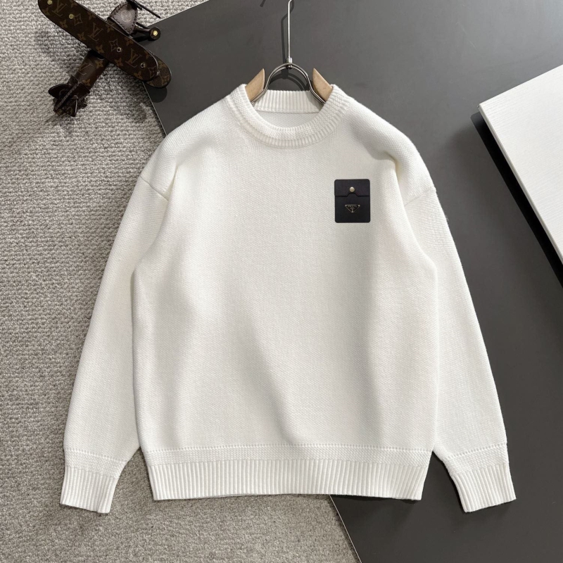 Pra*a sweaters